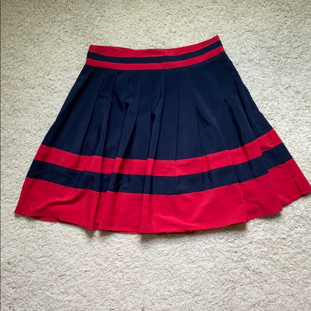 Size 6 red and navy Tommy Hilfiger Skirt